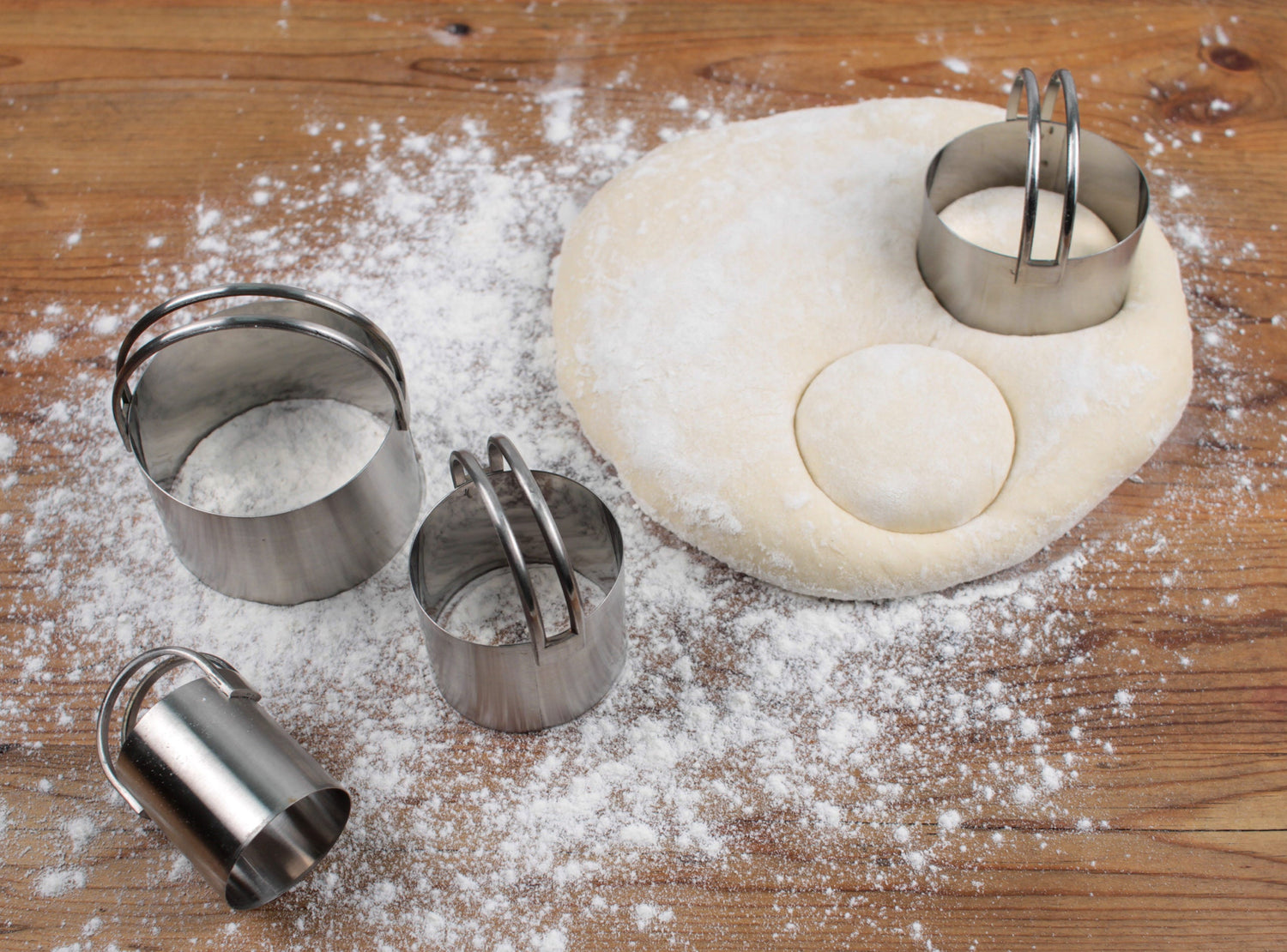Endurance® Round Biscuit Cutters – Plain (set of 4)